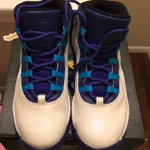 Youth Jordan 10 retro BP (Hornets Colors)